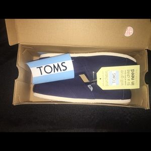 NAVY BLUE TOMS - BRAND NEW NEVER WORN